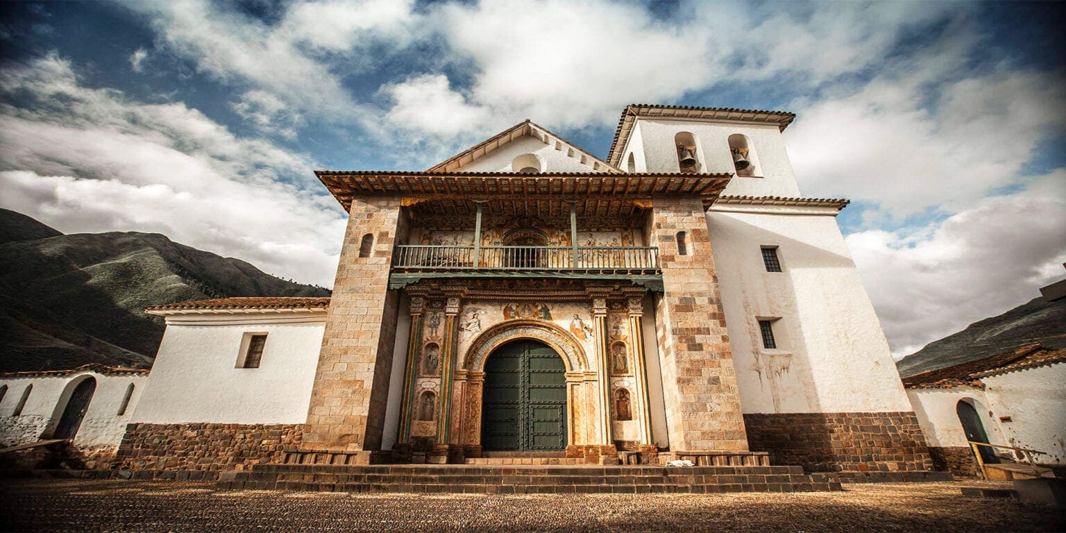 capilla-san-pedro-andahuaylillas-cusco